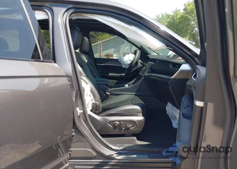 2025 Jeep Grand Cherokee Limited 4X4 from USA, damaged, VIN 1C4RJHBG3SC292788